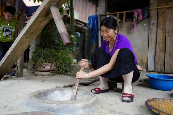 Tu Le young sticky rice flakes-a specialty in Yen Bai ảnh 3