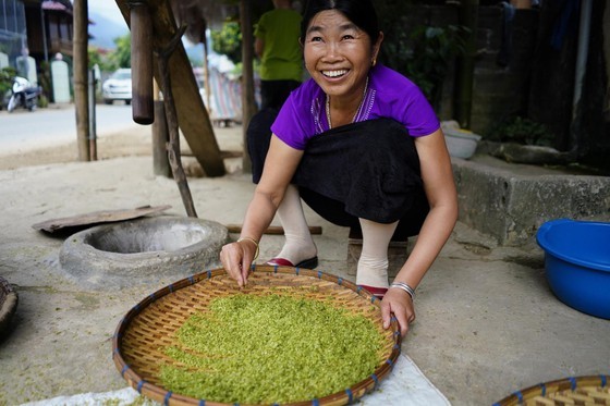 Tu Le young sticky rice flakes-a specialty in Yen Bai ảnh 7