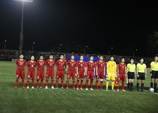 Vietnam women enter SEA Games football’s final ảnh 3
