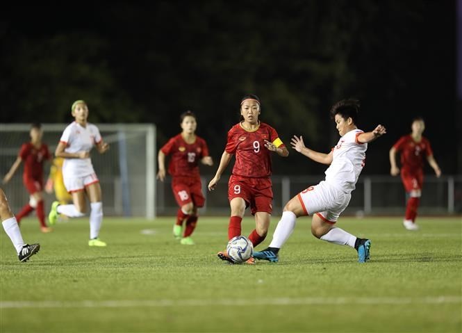 Vietnam women enter SEA Games football’s final ảnh 2