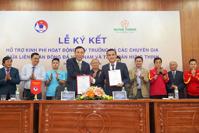 Hưng Thịnh hỗ trợ trả lương cho HLV Park Hang-seo ảnh 1