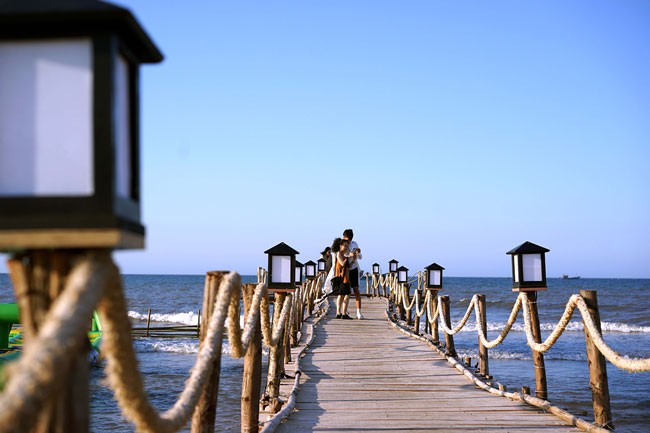 Khu nghỉ dưỡng Ana Mandara Huế đổi thương hiệu thành Lapochine Beach Resort ảnh 2
