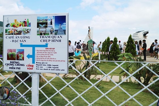 Da Lat city to tear down illegal buildings in popular check-in places ảnh 1