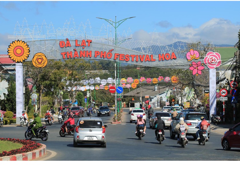 Lam Dong province ready for upcoming Da Lat Flower Festival ảnh 1