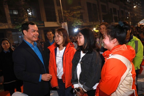 Bac Ninh province offers Tet gifts, free bus tickets to workers ảnh 1