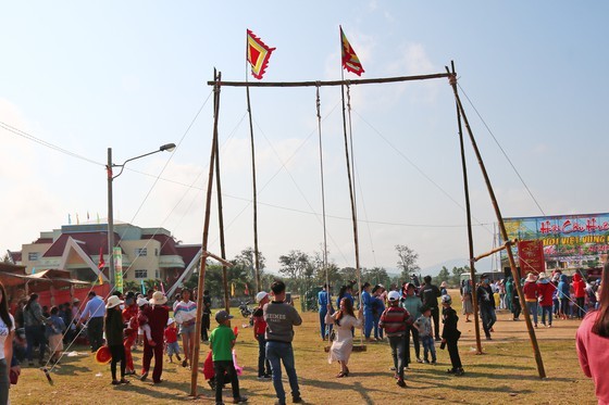 Gia Lai Province celebrates Ngoc Hoi-Dong Da Victory ảnh 26