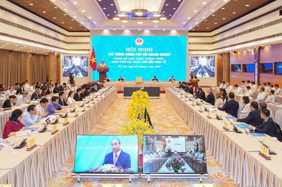 HCMC to provide relief to businesses hit by COVID-19 pandemic by the end of 2020 ảnh 1