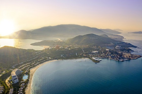 Vinpearl hotels, resorts receive Travellers´ Choice 2020 ảnh 3