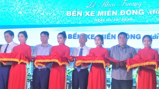 Newly-built coach station officially opened to the public ảnh 1