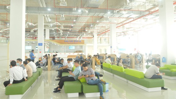 Newly-built coach station officially opened to the public ảnh 9