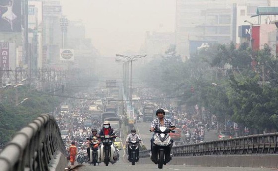 Children in Hanoi to have days off if AQI hits 300