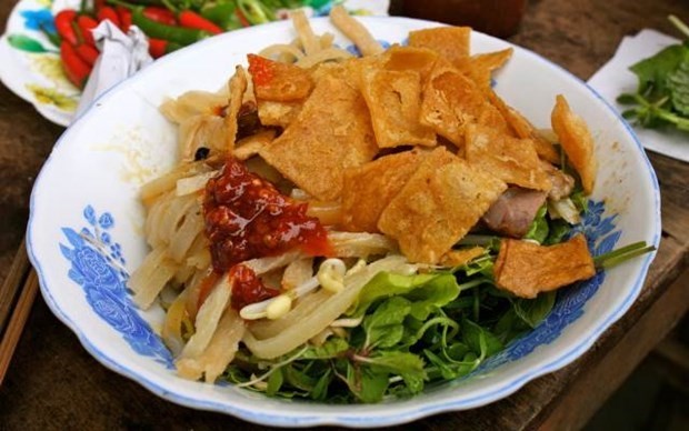 “Cao lau” rice noodles are a speciality of Hoi An ancient town in central Vietnam. (Photo: VNA)