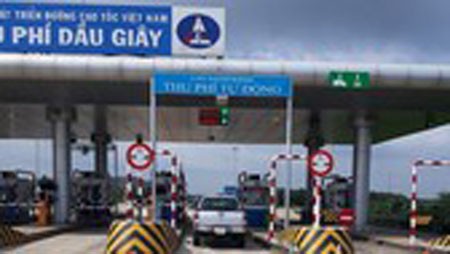HCMC-Long Thanh-Dau Giay Expressway still collecting cash toll of Etag vehicles