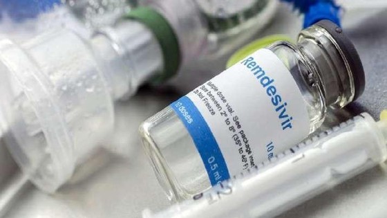 Ministry issues new treatment regimen following increase in Covid-19 children ảnh 1