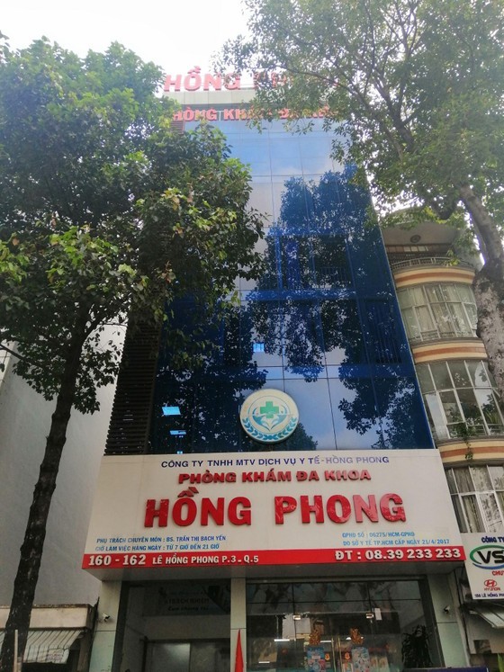 Several private medical clinics in HCMC suspend operations ảnh 1
