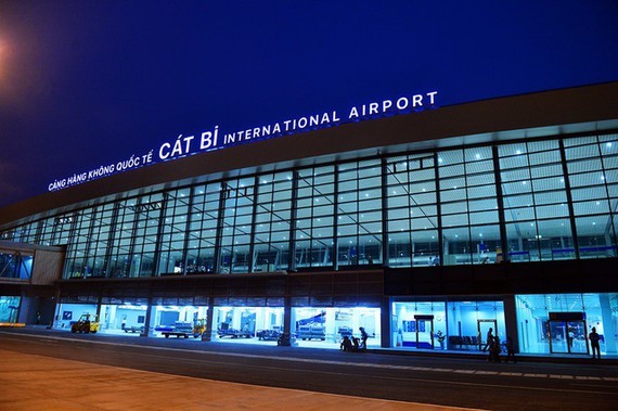 Vietnam Airlines deploys online check-in service at Cat Bi Airport