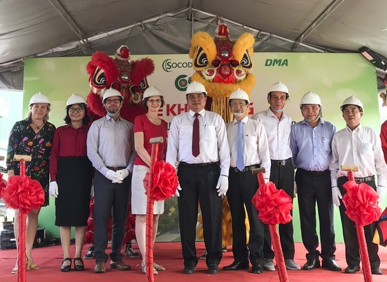 Leaders and Ambassador of Canada to Vietnam attend the ground-breaking ceremony. 