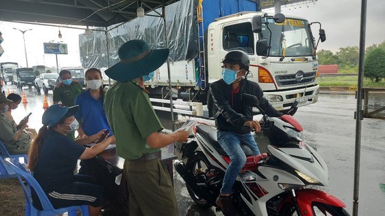 Mekong Delta localities continue to perform social distancing ảnh 2
