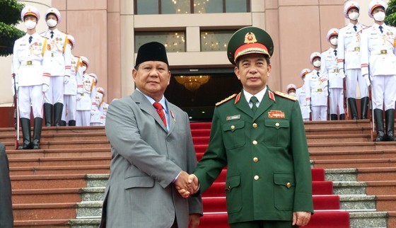 Vietnam, Indonesia continue to strengthen defense cooperation ảnh 3