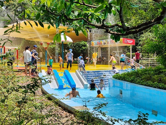 Saigon Zoo & Botanical Gardens, familiar destination during summer ảnh 6