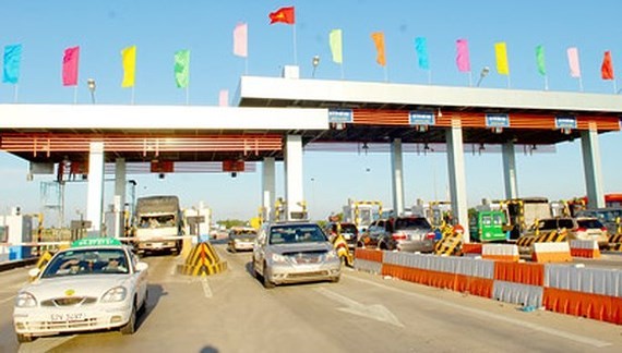 The tollbooth in HCMC-Trung Luong Expressway (Photo: SGGP)