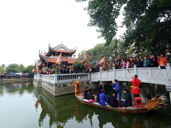 A Quan Ho performance on boat (Source: VNA)