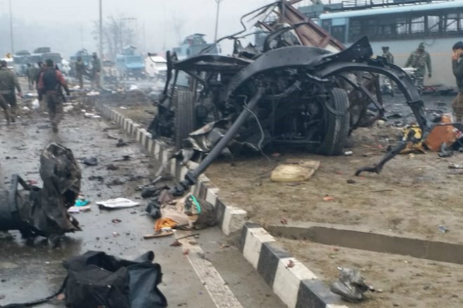 The scene of the recent terror attack in Pulwama district in India (Photo: VNA)