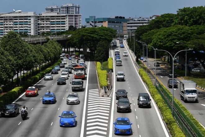 Drivers in Singapore who commit traffic offences due to irresponsible driving now face significantly longer jail terms and tougher penalties (Photo: www.straitstimes.com)