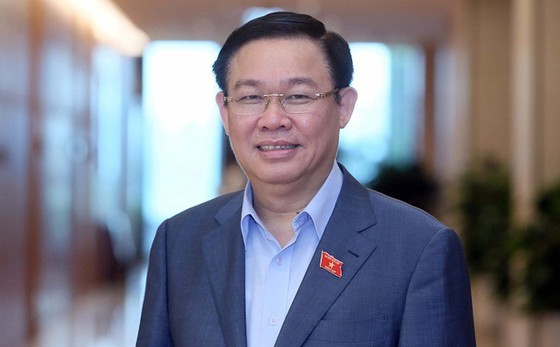 Politburo member and Deputy Prime Minister Vuong Dinh Hue
