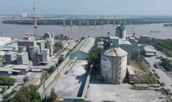 A cement production plant in Nha Be District, HCMC (Photo: SGGP)