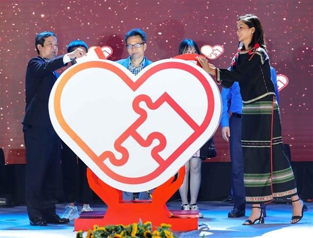 Program calls for support to poor students nationwide ảnh 1