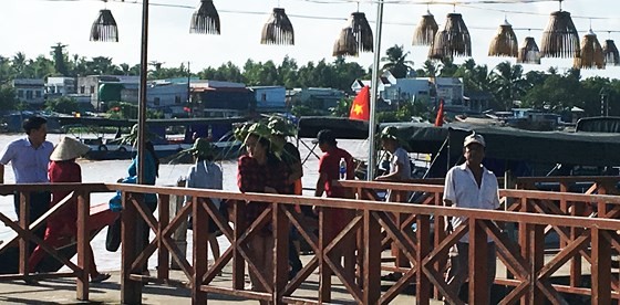 Thousands of visitors flock to Can Tho during National Day Holiday ảnh 2