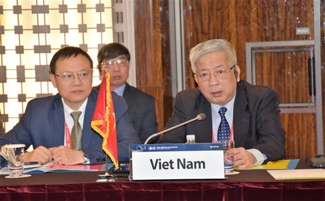 Vietnamese Deputy Defence Minister Sen. Lieut. Gen Nguyen Chi Vinh (R) at the event (Source: VNA)