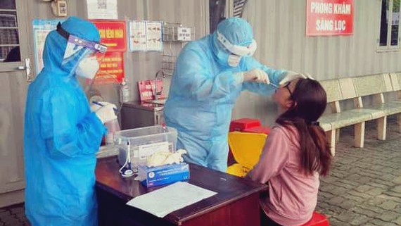 Covid-19 cases in HCMC continue to climb with Omicron main pathogenic variant ảnh 1 Covid-19 cases in HCMC continue to climb with Omicron main pathogenic variant ảnh 1