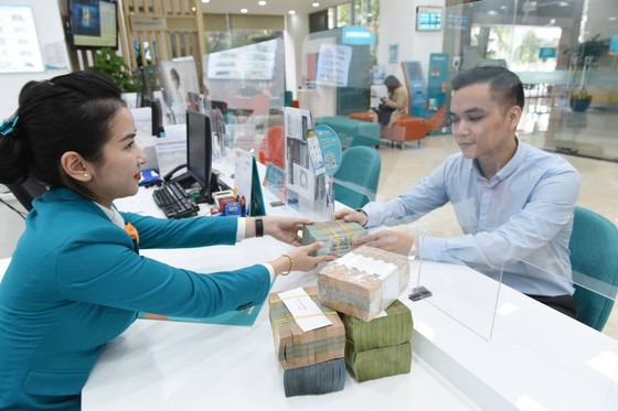 Lending interest rates unlikely to keep stable ảnh 2