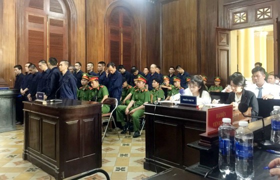 The People's Court of Ho Chi Minh City issues verdicts for the defendants. ảnh 1