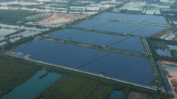 A solar power project in Duc Hoa District in Long An Province. (Photo: SGGP)