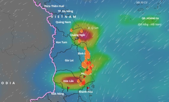 Heavy rains in Central Coast provinces still develop complicatedly ảnh 1