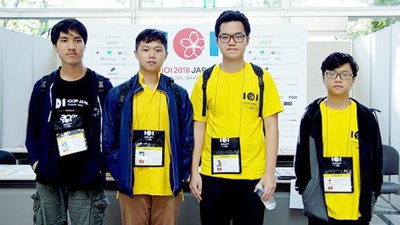 Vietnamese team at the 2018 International Olympiad in Informatics 