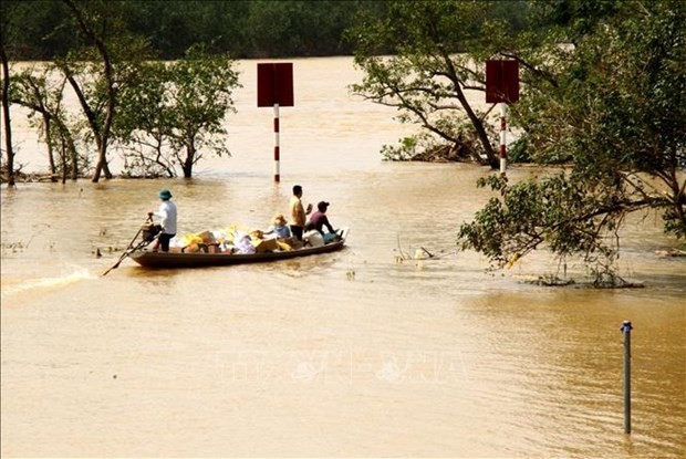 Heavy rains claim more than 100 lives in central Vietnam (Photo: VNA)