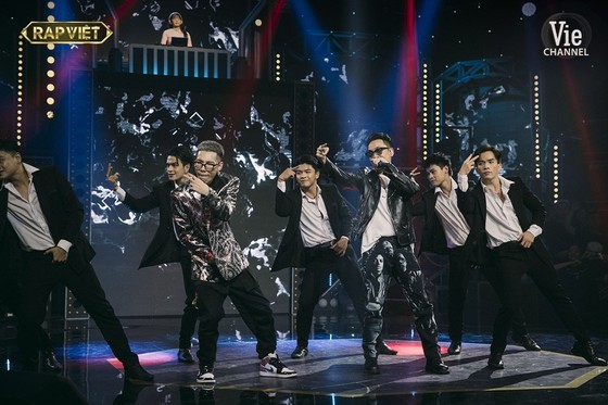 De Choat crowns as winner of Rap Viet competition ảnh 11 De Choat crowns as winner of Rap Viet competition ảnh 11