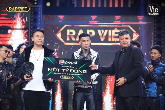 De Choat crowns as winner of Rap Viet competition ảnh 2 De Choat crowns as winner of Rap Viet competition ảnh 2
