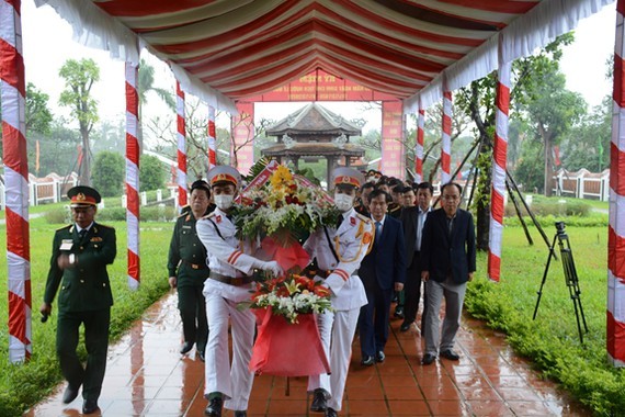 Activities marking centenary birthday of late President Le Duc Anh held ảnh 2