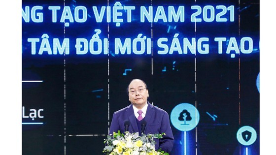 PM kicks off construction of NIC, opens VIIE 2021 ảnh 2