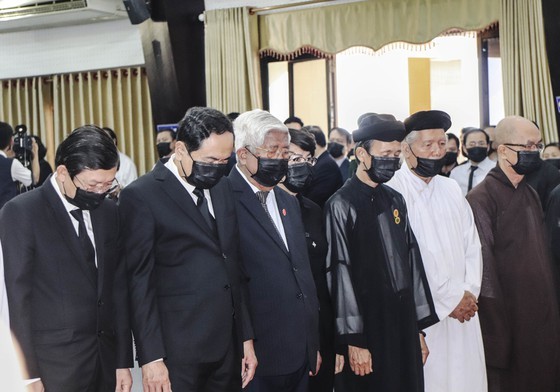 State funeral in Hanoi, Ben Tre for former Deputy PM Truong Vinh Trong starts ảnh 5 State funeral in Hanoi, Ben Tre for former Deputy PM Truong Vinh Trong starts ảnh 5
