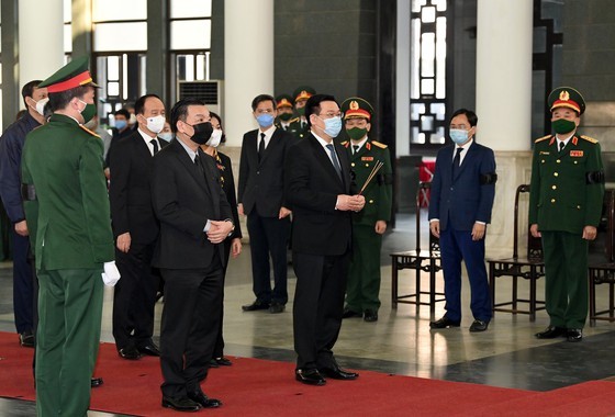 State funeral in Hanoi, Ben Tre for former Deputy PM Truong Vinh Trong starts ảnh 11 State funeral in Hanoi, Ben Tre for former Deputy PM Truong Vinh Trong starts ảnh 11