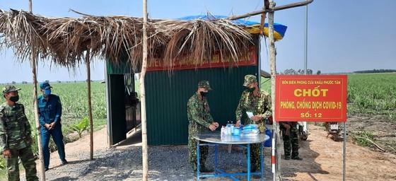 HCMC authorities visit border guards in Tay Ninh Province ảnh 3