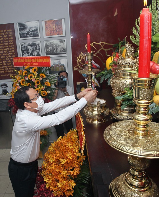 City Party Secretary visits historical sites, works with District 5 ảnh 3 City Party Secretary visits historical sites, works with District 5 ảnh 3