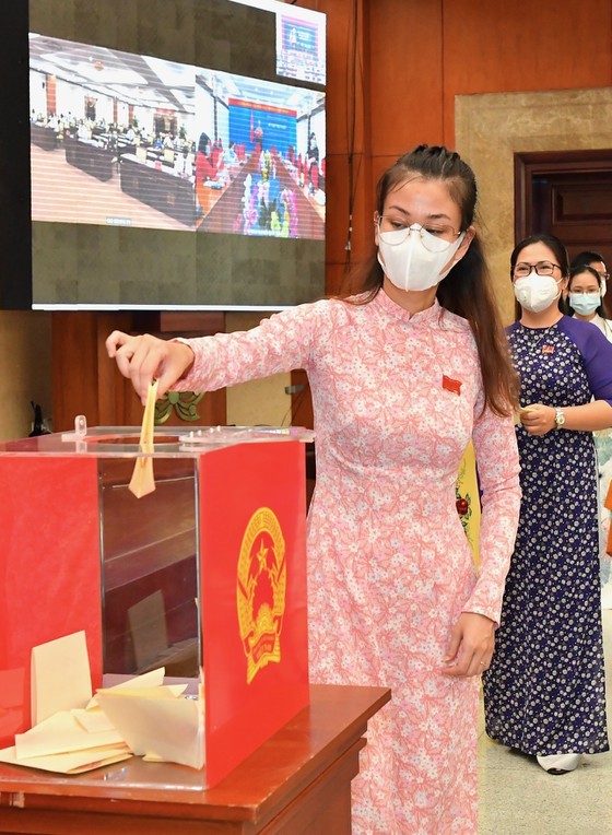 Top leaders of HCMC People's Council, People’s Committee re-elected ảnh 7 Top leaders of HCMC People's Council, People’s Committee re-elected ảnh 7