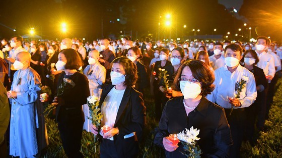 National memorial service held to remember Covid-19 victims ảnh 22